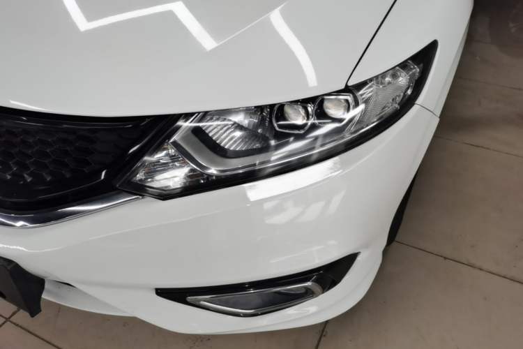 Used Honda Jade 2013 1.8L CVT Luxury Edition 5 seats Left Front Headlight