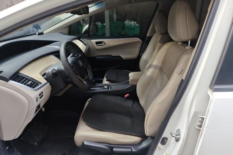 Used Honda Jade 2013 1.8L automatic Comfort version 5 seats Left Front Seat