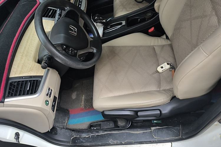 Used Honda Jade 2013 1.8L automatic Comfort version 5 seats Left Front Seat