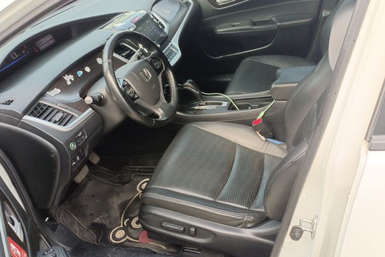 Used Honda Jade 2013 1.8L CVT Luxury Edition 5 seats Left Front Seat