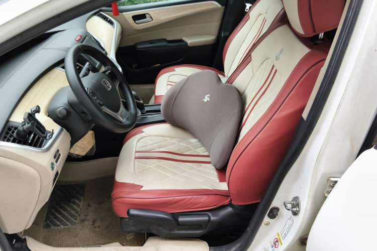 Used Honda Jade 2013 1.8L automatic Comfort version 5 seats Left Front Seat