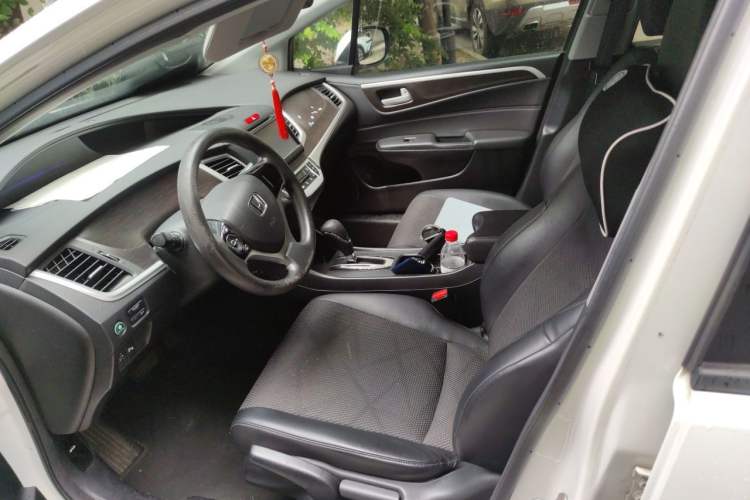 Used Honda Jade 2013 1.8L automatic Comfort version 5 seats Left Front Seat