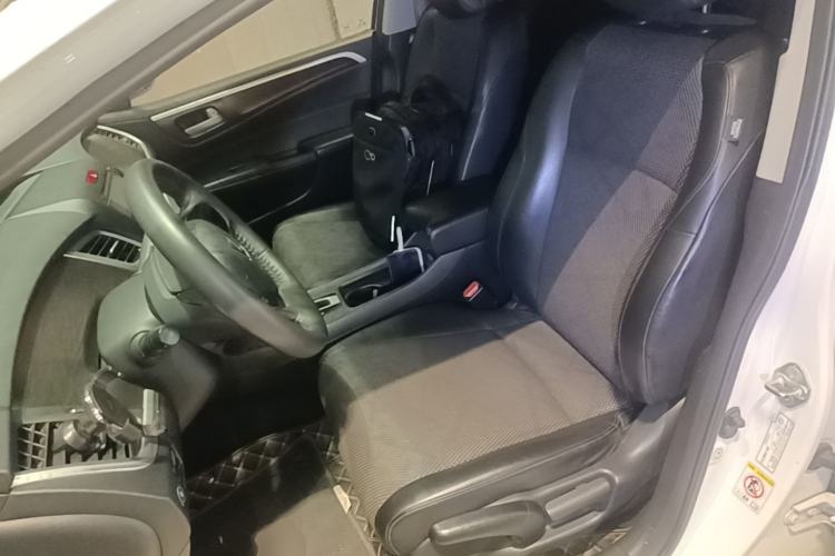 Used Honda Jade 2013 1.8L automatic Comfort version 5 seats Left Front Seat