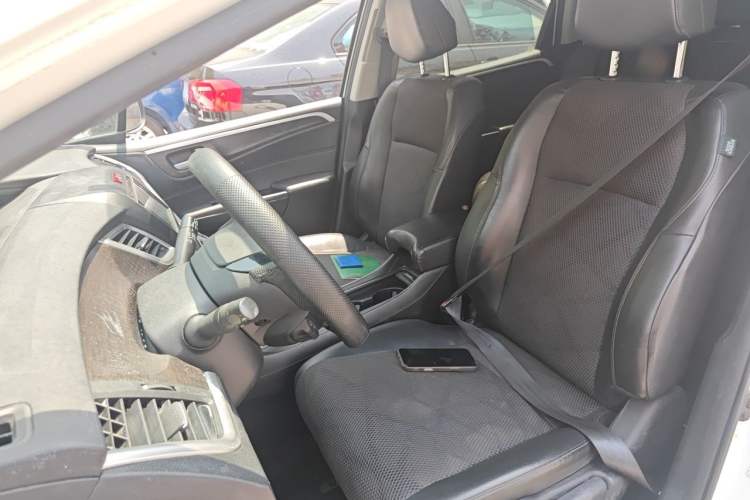 Used Honda Jade 2013 1.8L automatic Comfort version 5 seats Left Front Seat