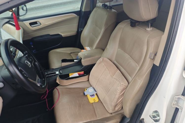 Used Honda Jade 2013 1.8L CVT Luxury Edition 5 seats Left Front Seat