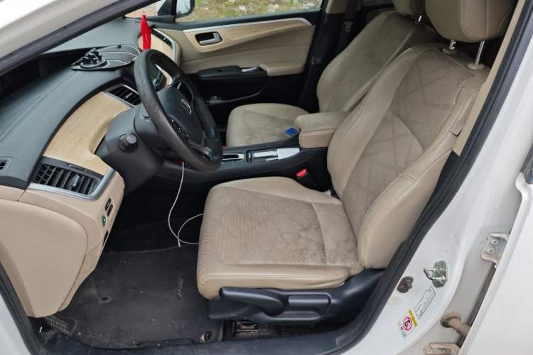 Used Honda Jade 2013 1.8L automatic Comfort version 5 seats Left Front Seat