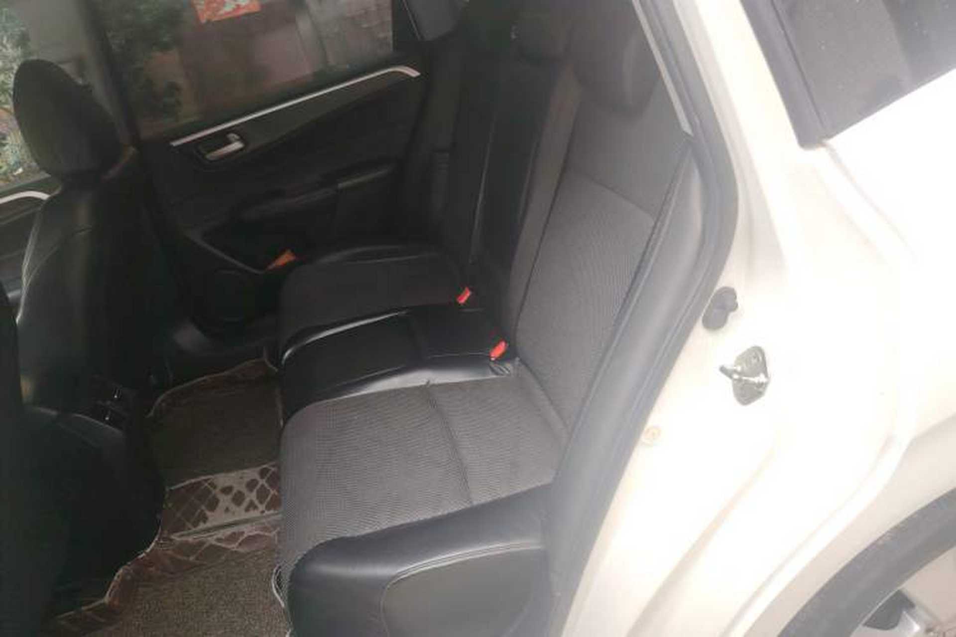 Used Honda Jade 2013 1.8L automatic Comfort version 5 seats Left Rear Seat