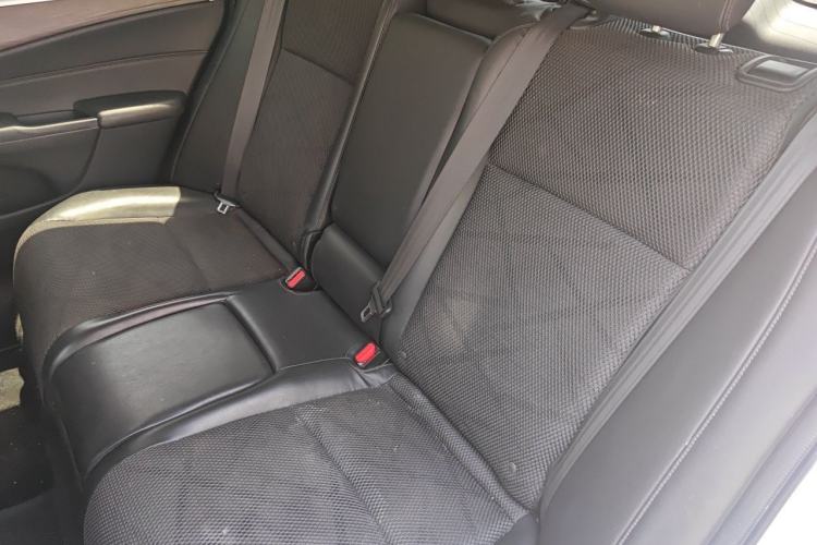Used Honda Jade 2013 1.8L automatic Comfort version 5 seats Left Rear Seat