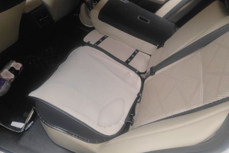 Used Honda Jade 2013 1.8L automatic Comfort version 5 seats Left Rear Seat