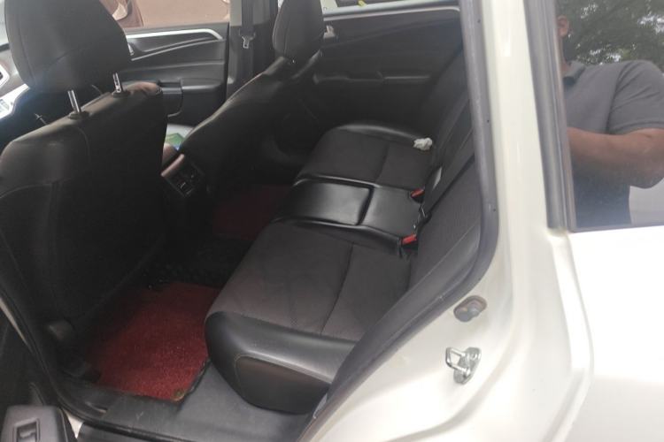 Used Honda Jade 2013 1.8L automatic Comfort version 5 seats Left Rear Seat