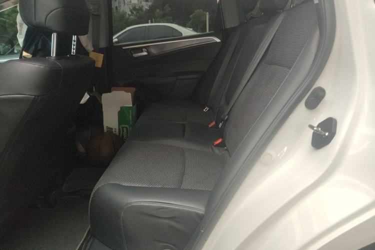 Used Honda Jade 2013 1.8L automatic Comfort version 5 seats Left Rear Seat