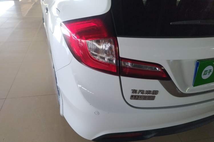 Used Honda Jade 2013 1.8L CVT Luxury Edition 6 seats Left Rear Taillight