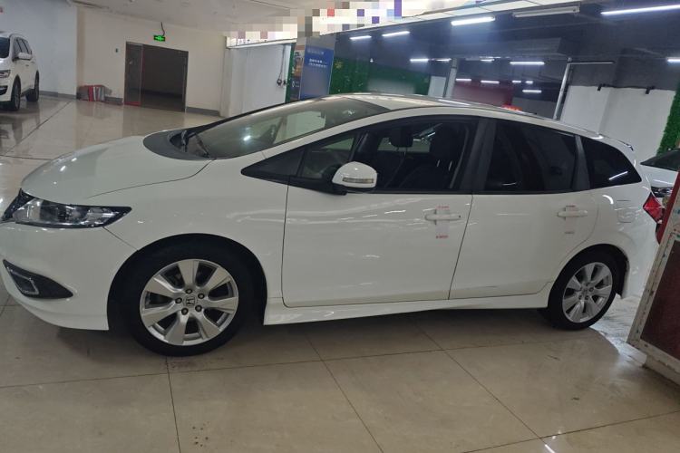 Used Honda Jade 2013 1.8L automatic Comfort version 5 seats Left Side