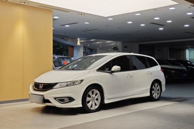 Used Honda Jade 2013 1.8L automatic Comfort version 5 seats