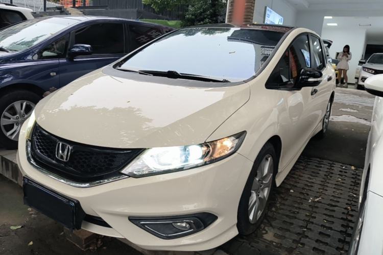 Used Honda Jade 2013 1.8L automatic Comfort version 5 seats Guazi used car, China used car export, Used car for sale, Used  cars, Cheapest cars for sale