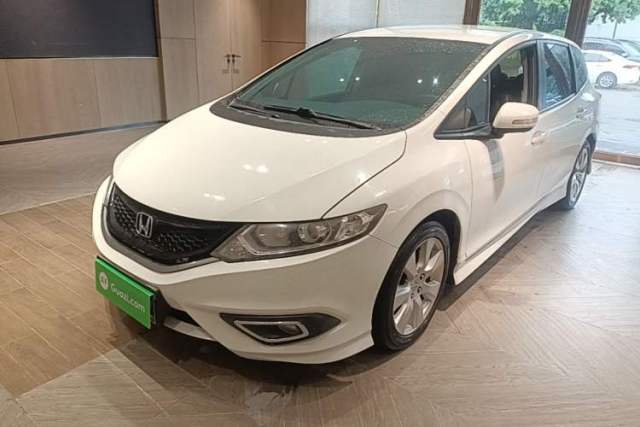 Used Honda Jade 2013 1.8L automatic Comfort version 5 seats