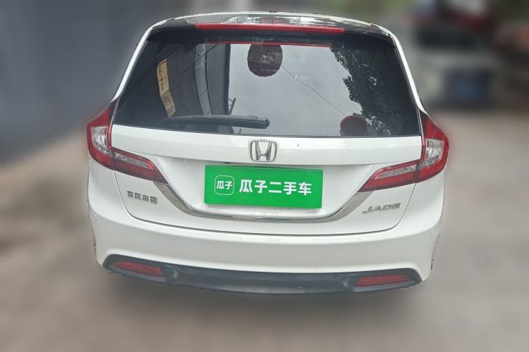 Used Honda Jade 2013 1.8L automatic Comfort version 5 seats Rear