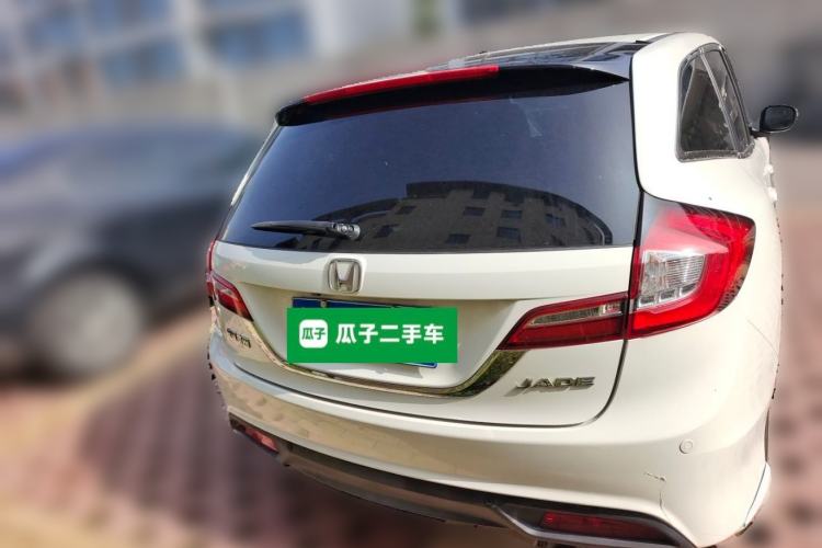 Used Honda Jade 2013 1.8L automatic Comfort version 5 seats Rear