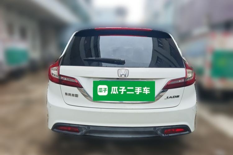 Used Honda Jade 2013 1.8L automatic Comfort version 5 seats Rear