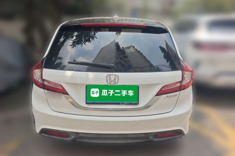 Used Honda Jade 2013 1.8L automatic Comfort version 5 seats Rear