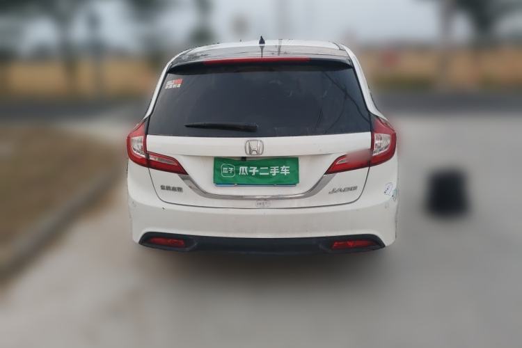 Used Honda Jade 2013 1.8L automatic Comfort version 5 seats Rear