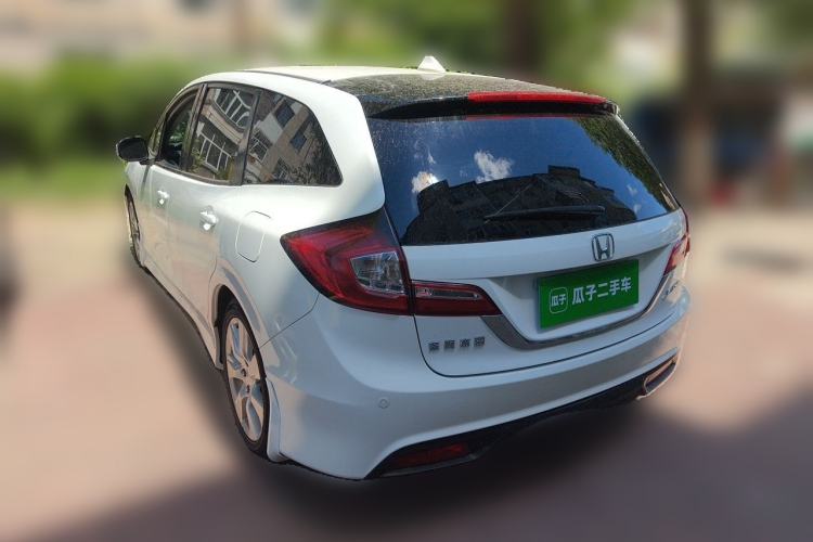 Used Honda Jade 2013 1.8L automatic Comfort version 5 seats Rear Left 45 Deg