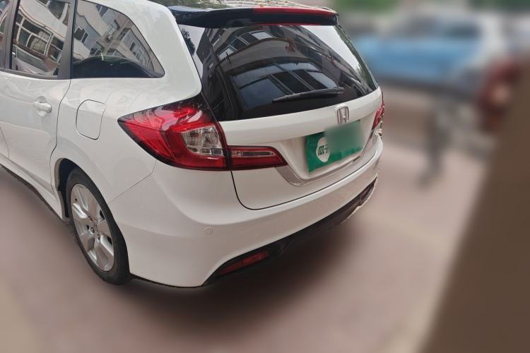 Used Honda Jade 2013 1.8L automatic Comfort version 5 seats Rear Left 45 Deg