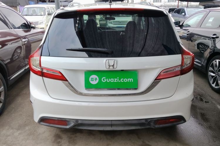 Used Honda Jade 2013 1.8L automatic Comfort version 5 seats Rear