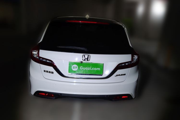 Used Honda Jade 2013 1.8L automatic Comfort version 5 seats Rear