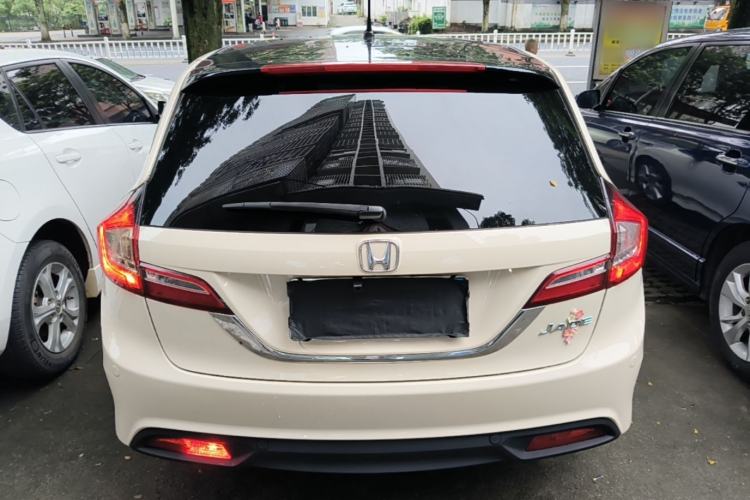 Used Honda Jade 2013 1.8L automatic Comfort version 5 seats Rear