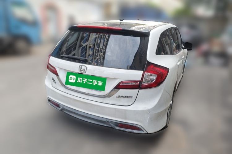 Used Honda Jade 2013 1.8L automatic Comfort version 5 seats Rear Right 45 Deg