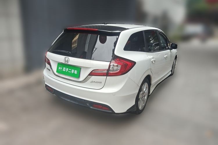 Used Honda Jade 2013 1.8L automatic Comfort version 5 seats Rear Right 45 Deg