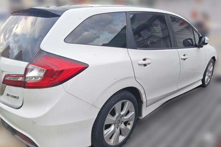 Used Honda Jade 2013 1.8L automatic Comfort version 5 seats Rear Right 45 Deg