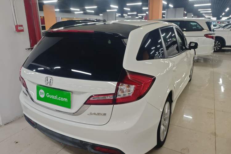 Used Honda Jade 2013 1.8L automatic Comfort version 5 seats Rear Right 45 Deg
