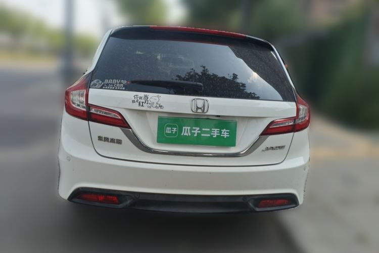 Used Honda Jade 2013 1.8L automatic Comfort version 5 seats Rear