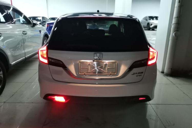 Used Honda Jade 2013 1.8L CVT Luxury Edition 5 seats Rear