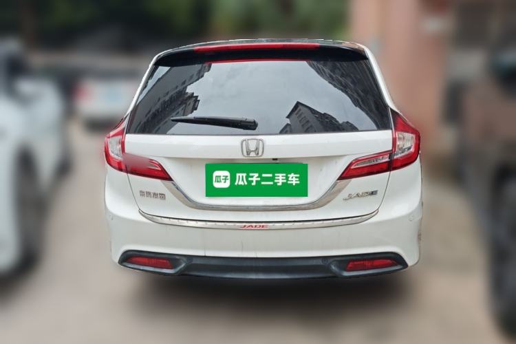 Used Honda Jade 2013 1.8L automatic Comfort version 5 seats Rear