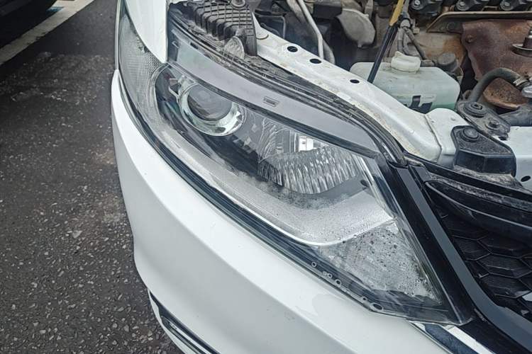 Used Honda Jade 2013 1.8L CVT Luxury Edition 6 seats Right Front Headlight