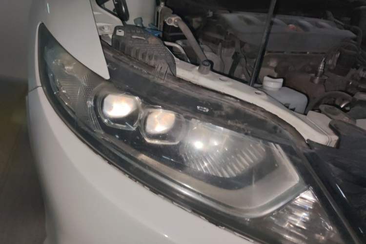 Used Honda Jade 2013 1.8L CVT Luxury Edition 5 seats Right Front Headlight