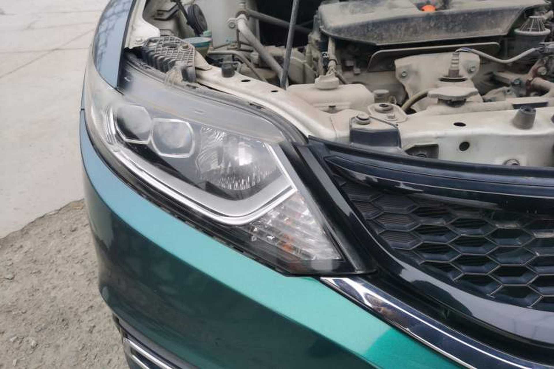 Used Honda Jade 2013 1.8L CVT Luxury Edition 5 seats Right Front Headlight