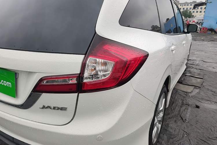 Used Honda Jade 2013 1.8L automatic Comfort version 5 seats Right Rear Taillight