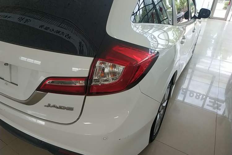 Used Honda Jade 2013 1.8L automatic Comfort version 5 seats Right Rear Taillight