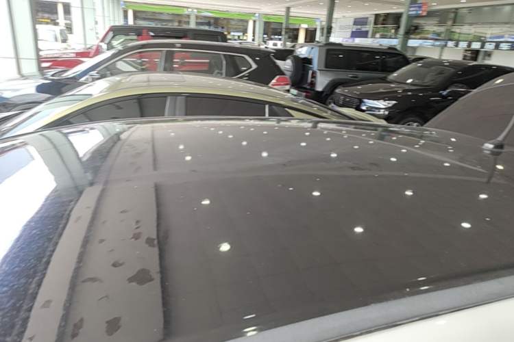 Used Honda Jade 2013 1.8L automatic Comfort version 5 seats Roof