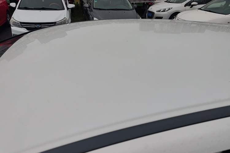 Used Honda Jade 2013 1.8L automatic Comfort version 5 seats Roof