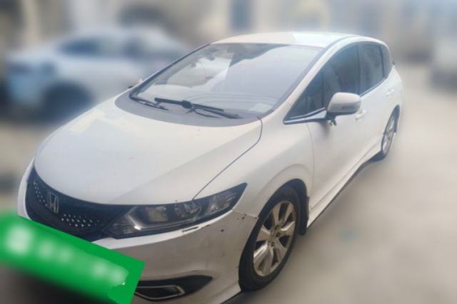 Used Honda Jade 2013 1.8L automatic Comfort version 5 seats