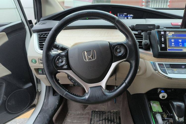 Used Honda Jade 2013 1.8L CVT Luxury Edition 6 seats Steering Wheel
