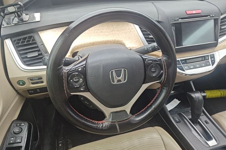 Used Honda Jade 2013 1.8L CVT Luxury Edition 6 seats Steering Wheel
