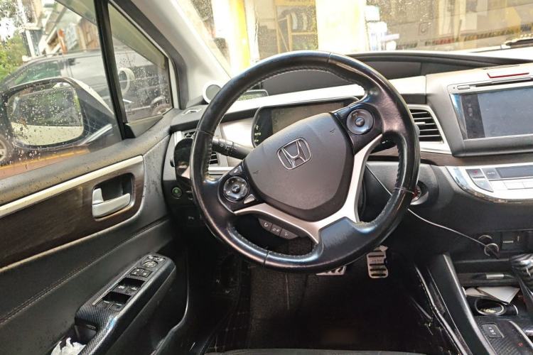 Used Honda Jade 2013 1.8L CVT Luxury Edition 5 seats Steering Wheel
