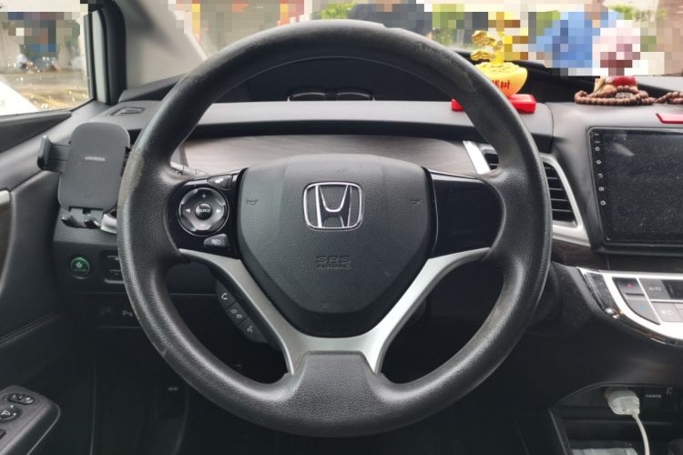 Used Honda Jade 2013 1.8L automatic Comfort version 5 seats Steering Wheel