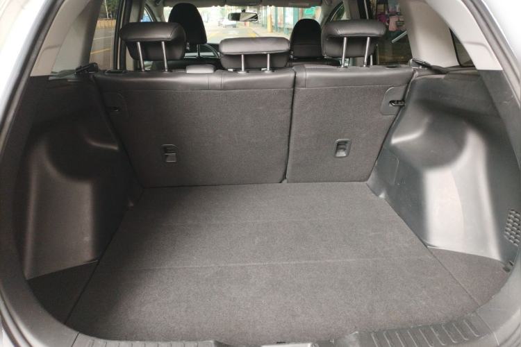 Used Honda Jade 2013 1.8L automatic Comfort version 5 seats Trunk